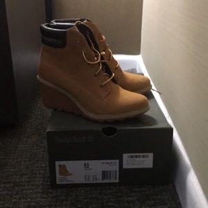 Timberland wedge lace up boot size 6.5